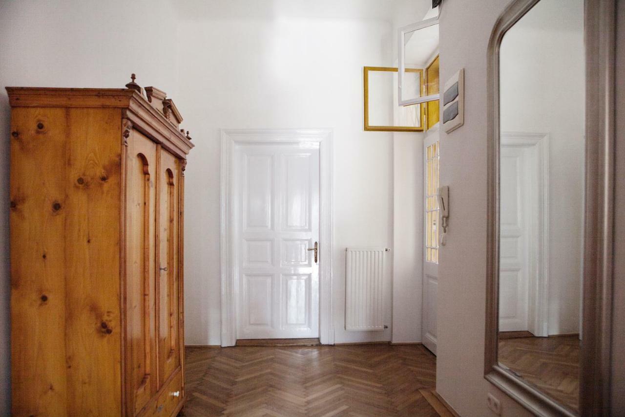 Grand Budapest Apartment Екстер'єр фото